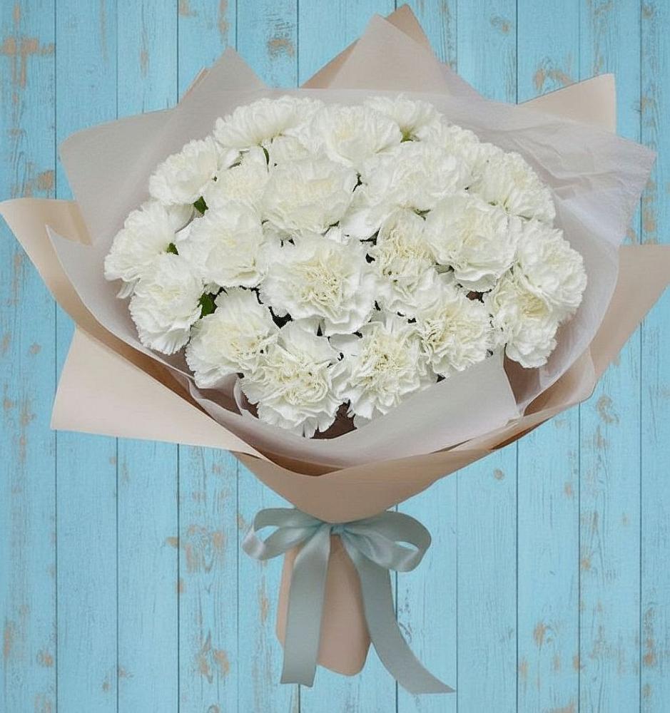 Букет цветов из: Гвоздики в Чинаре