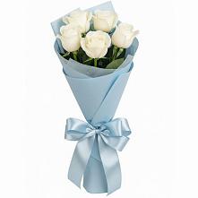 Букет 5 Белых роз Проуд в Чинаре