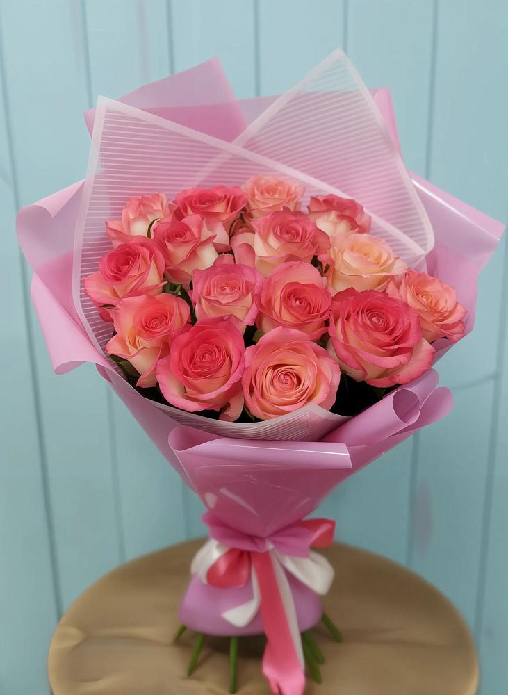 Букет 15 Розовых роз Равель в Чинаре