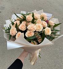 Букет Кремовые розы Латте в Чинаре