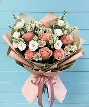 Букет цветов из:  Розы, Альстромерии и Лизиантусы #REPLACE_PRED# Чинаре