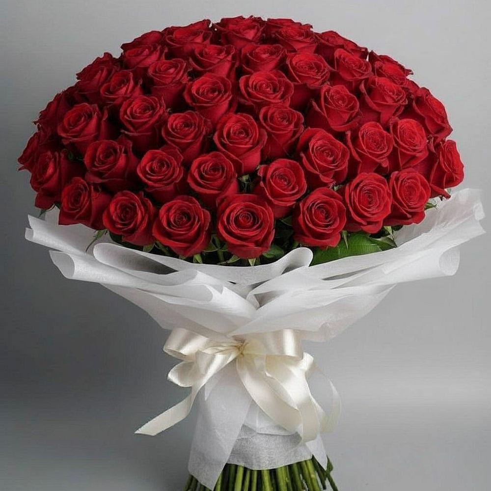 Букет 101 Красная роза Блэк Мэджик в Чинаре