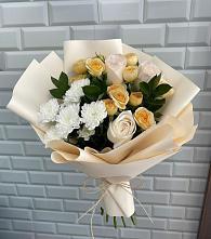 Букет цветов из:  Розы и Хризантемы в Чинаре