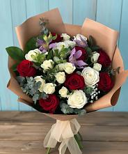 Букет цветов из:  Розы и Альстромерии в Чинаре