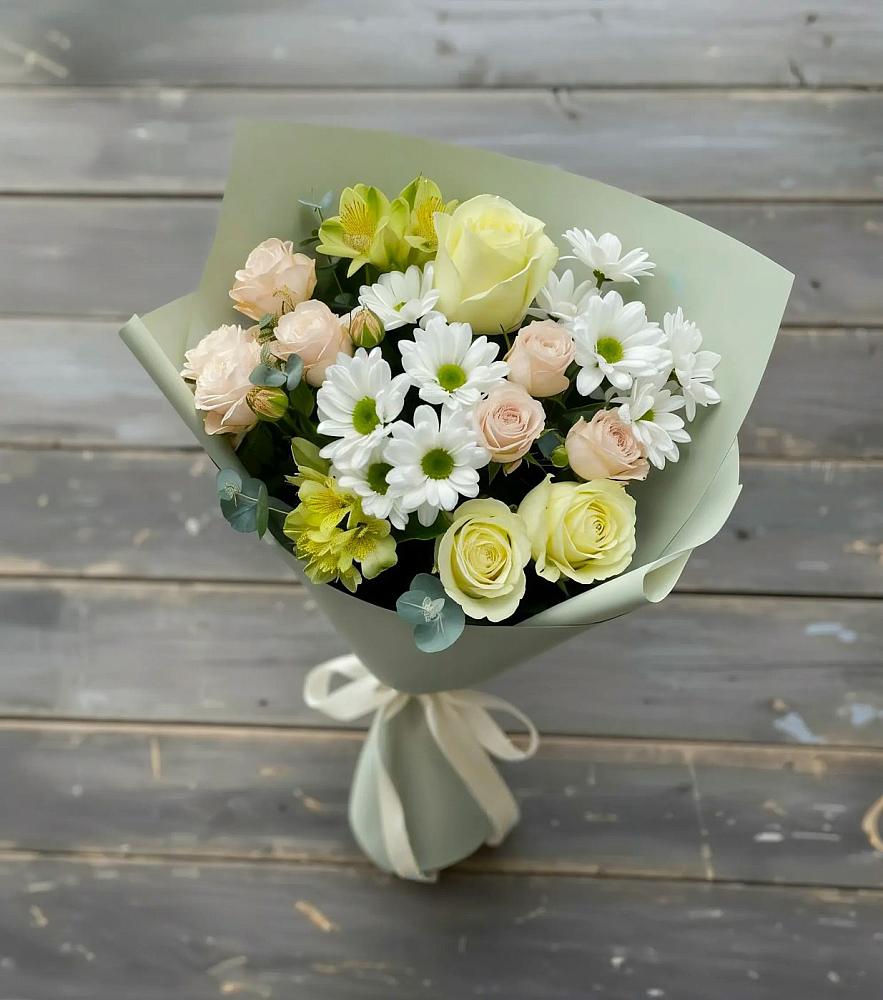 Букет цветов из: Альстромерии, Розы и Хризантемы в Чинаре