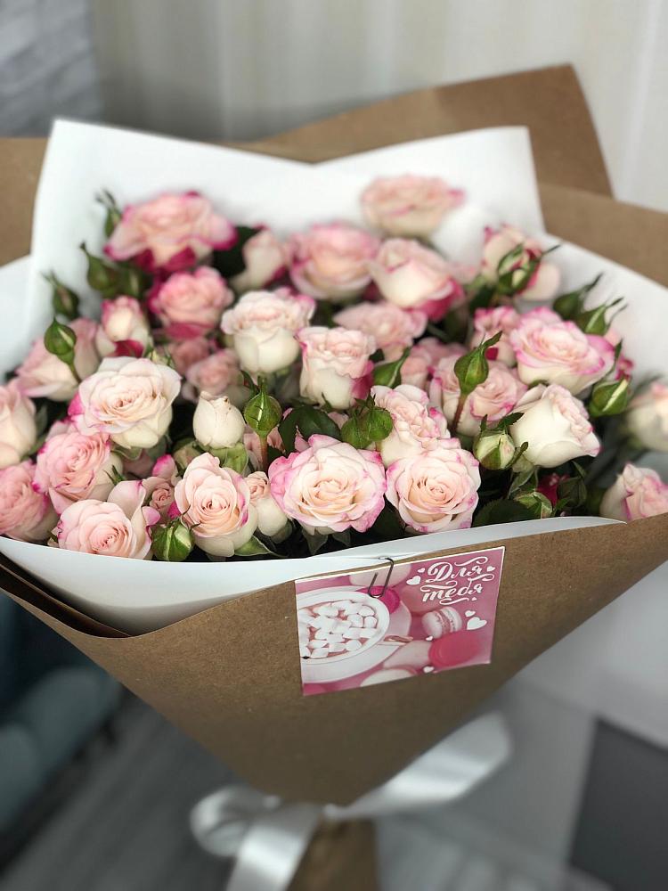 Букет цветов из: Розы в Чинаре