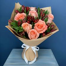 Букет цветов из:  Розы и Альстромерии в Чинаре