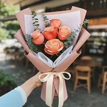 Букет цветов из:  Розы в Чинаре