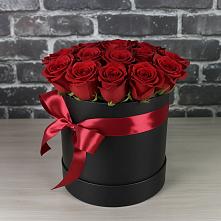 Цветочная композиция из Розы в шляпной коробке #REPLACE_PRED# Чинаре