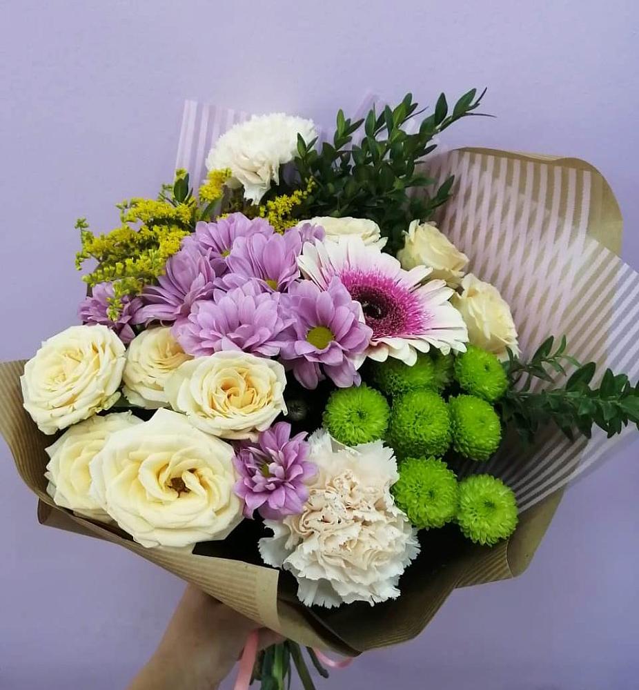 Букет цветов из: Хризантемы, Розы, Гвоздики и Герберы в Чинаре