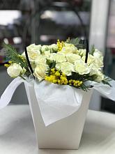 Цветочная композиция из Розы  в Чинаре